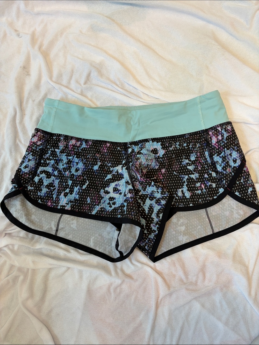 Lululemon Speed Shorts Grid Print